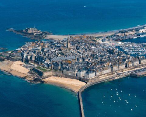 Vue aérienne de Saint Malo en France